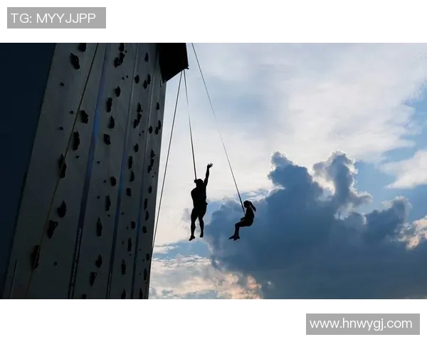 攀岩精神：深入成都攀岩队的团队协作与挑战之旅