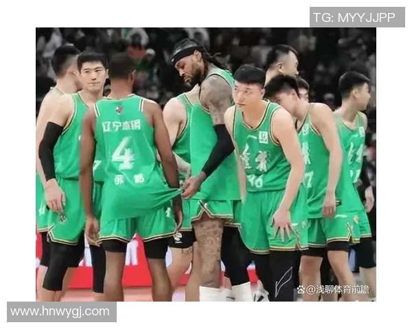 南京足球队以97分领跑冠军赛积分榜展现强大实力和竞争优势